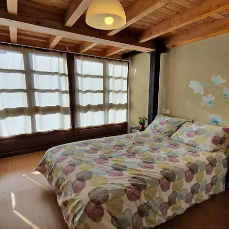 La Casina De Valeriana Holiday home *